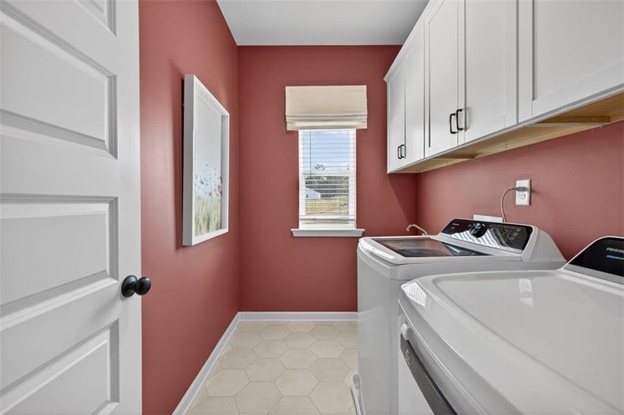 Furnished interior view inside a new home in Sagebrook, Powder Springs (Image 38).