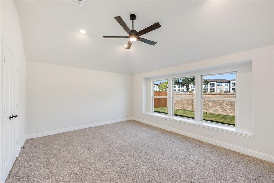 Spacious, unfurnished interior of a new home in Arcadia Trails Classic 50, Balch Springs (Image 28).