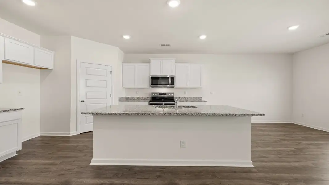 Furnished interior view inside a new home in Twin Lakes, Hoschton (Image 5).
