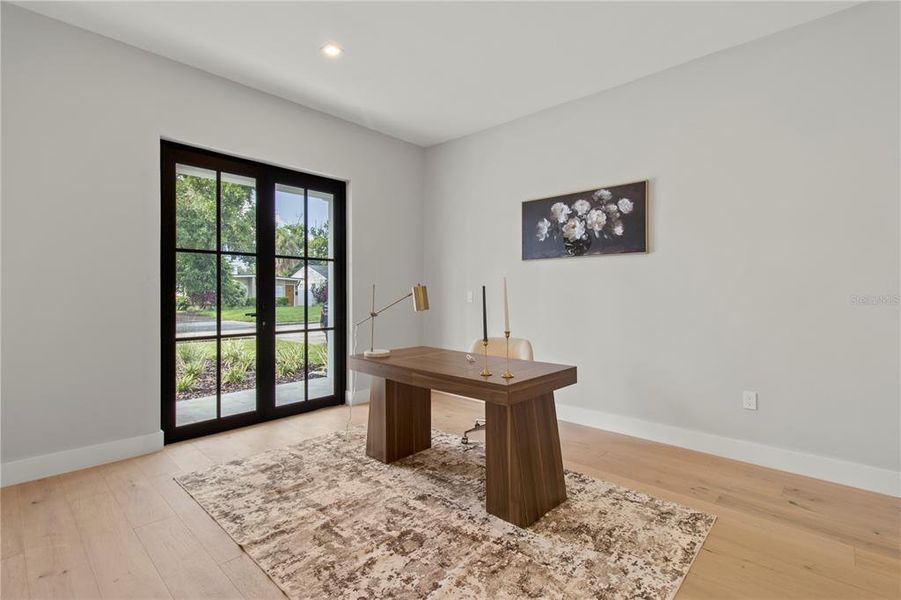 Image 39 of a home in College Park. Image 39 of a home in College Park.