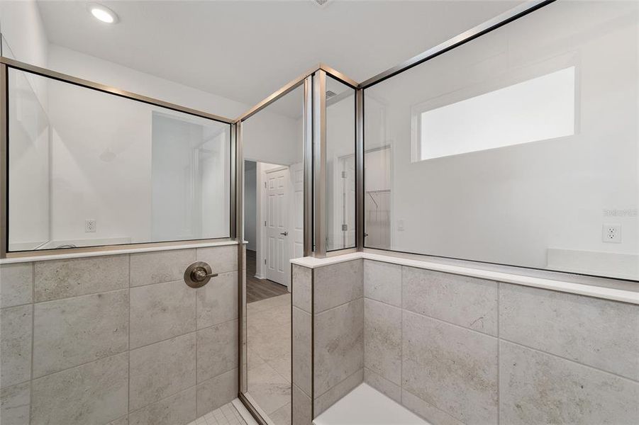Furnished interior view inside a new home in Calesa Township, Ocala (Image 9).