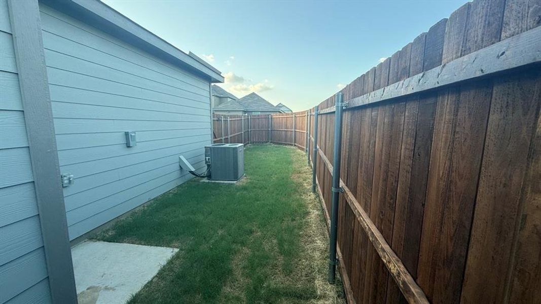 D.R. Horton's Hazelnut Floorplan - All Home and community information, including pricing, included features, terms, availability and amenities, are subject to change at any time without notice or obligation. All Drawings, pictures, photographs, video, square footages, floor plans, elevations, features, colors and sizes are approximate for illustration purposes only and will vary from the homes as built. D.R. Horton's Hazelnut Floorplan - All Home and community information, including pricing, included features, terms, availability and amenities, are subject to change at any time without notice or obligation. All Drawings, pictures, photographs, video, square footages, floor plans, elevations, features, colors and sizes are approximate for illustration purposes only and will vary from the homes as built.