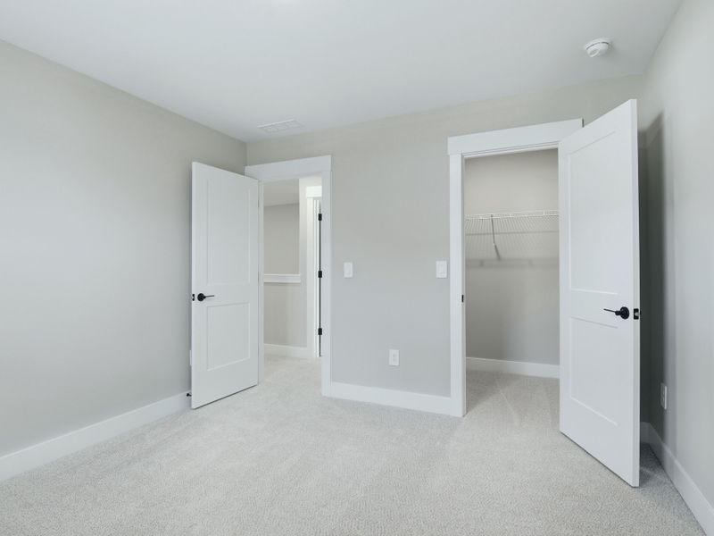 Spacious, unfurnished interior of a new home in Watkins Glen, Raleigh (Image 25).