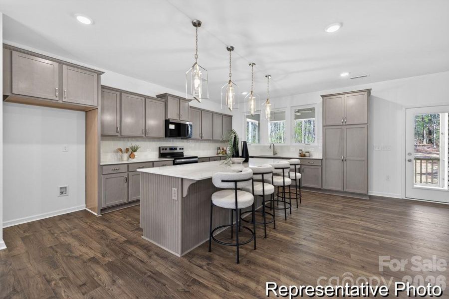 Furnished interior view inside a new home in Beaver Creek, Statesville (Image 9).