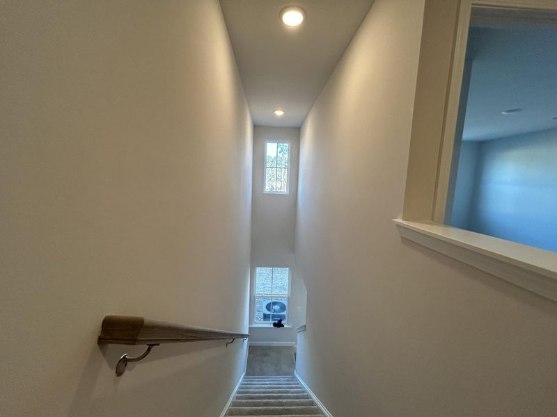 Spacious, unfurnished interior of a new home in , Summerville (Image 20).