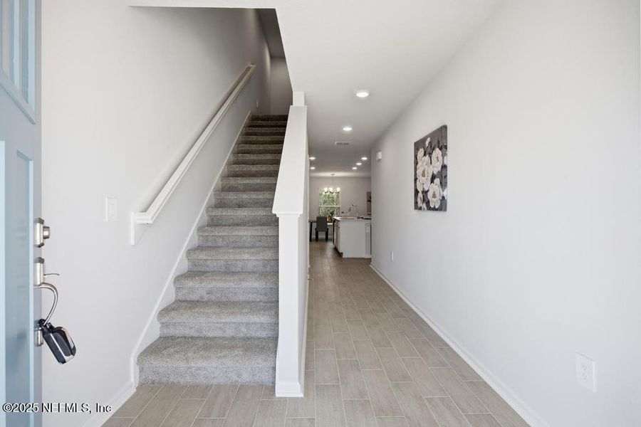 Spacious, unfurnished interior of a new home in Kings Preserve, Jacksonville (Image 21).