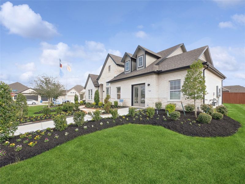 One story home with 4 beds, 3.5 baths, and 4 car tandem garage