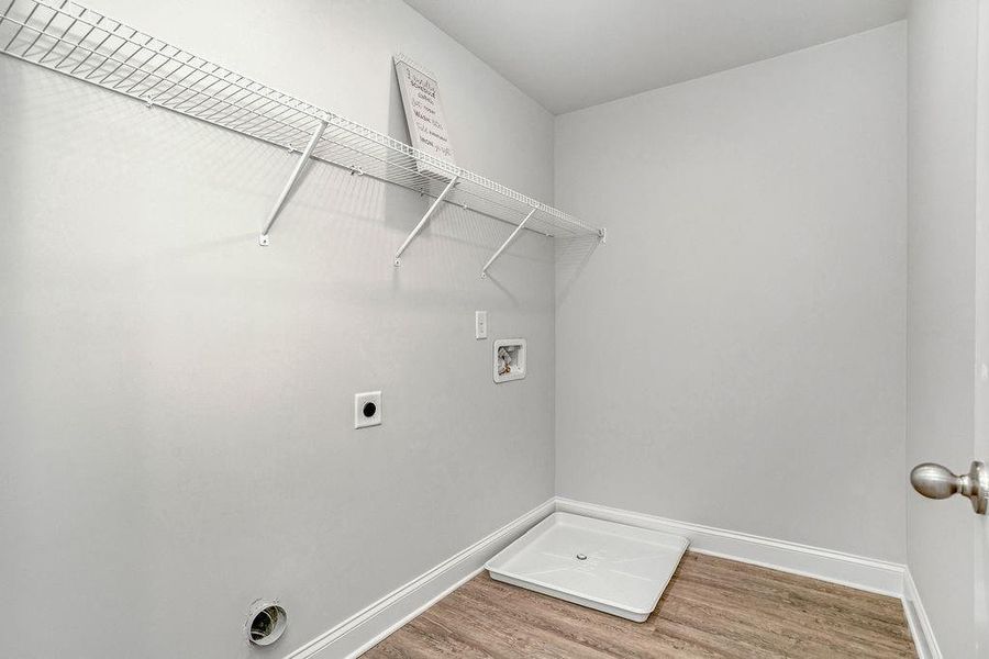 Spacious, unfurnished interior of a new home in , Bonaire (Image 25).