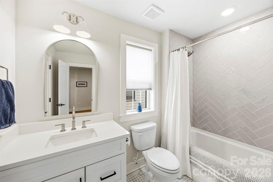 Full Bathroom #3 Full Bathroom #3