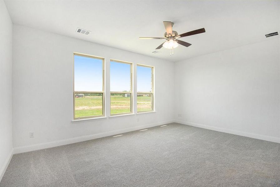 Spacious, unfurnished interior of a new home in , Sanger (Image 19).