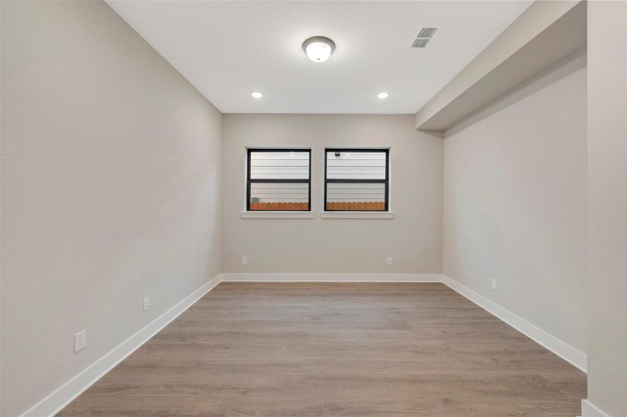 Spacious, unfurnished interior of a new home in ARTAVIA 50' Homesites, Conroe (Image 23).