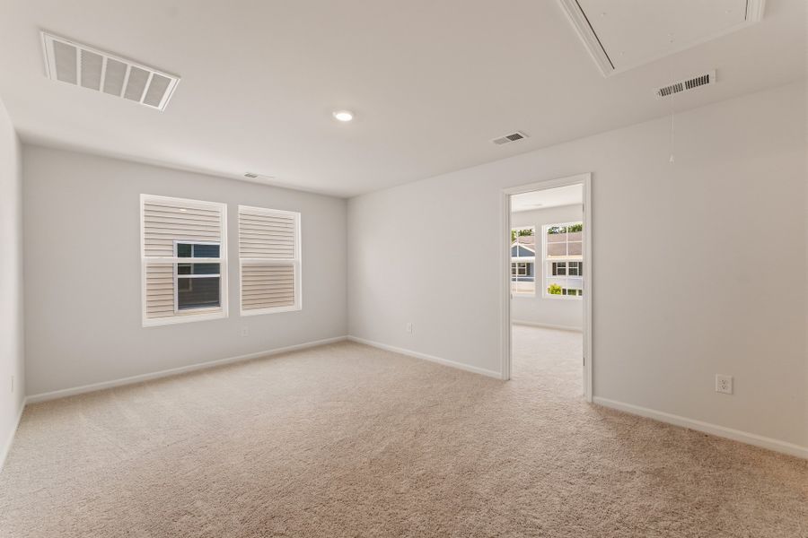 Spacious, unfurnished interior of a new home in Braxton Place, Moore (Image 22). Spacious, unfurnished interior of a new home in Braxton Place, Moore (Image 22).