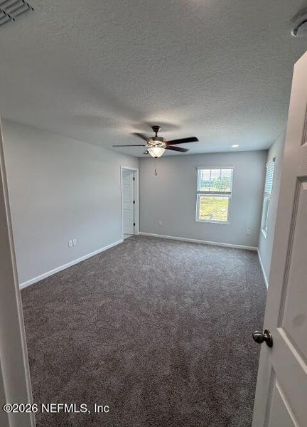 Spacious, unfurnished interior of a new home in , Jacksonville (Image 13).