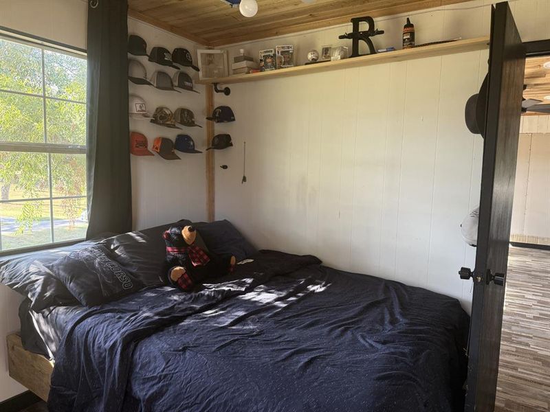Furnished interior view inside a new home in , Weatherford (Image 6).