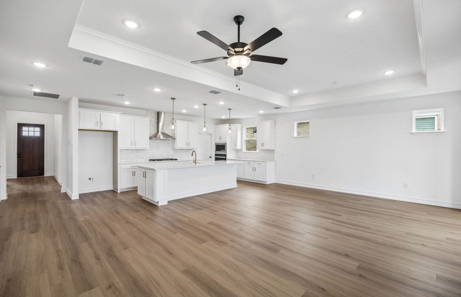 Spacious, unfurnished interior of a new home in Del Webb at Legacy Hills, Celina (Image 22). Spacious, unfurnished interior of a new home in Del Webb at Legacy Hills, Celina (Image 22).