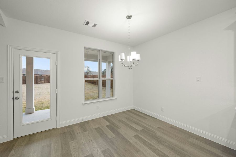 Spacious, unfurnished interior of a new home in Stone Eagle, Azle (Image 21).