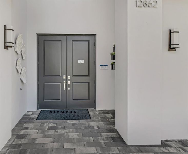 Furnished interior view inside a new home in Apex at Avenir, Palm Beach Gardens (Image 107).