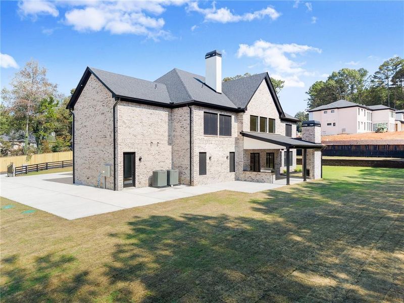 Image 100 of a home in .