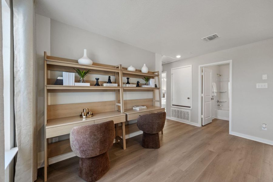 Furnished interior view inside a new home in Skyview, Belton (Image 6).