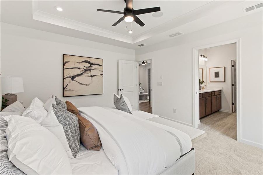 Furnished interior view inside a new home in Del Webb at Lake Oconee, Greensboro (Image 8).