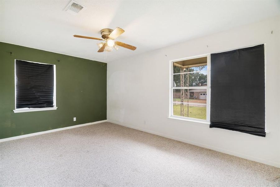 Spacious, unfurnished interior of a new home in , Paris (Image 15). Spacious, unfurnished interior of a new home in , Paris (Image 15).