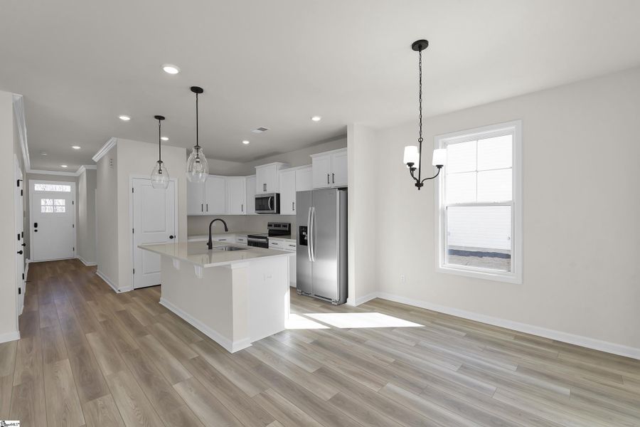 Furnished interior view inside a new home in Lynbrook, Boiling Springs (Image 10).