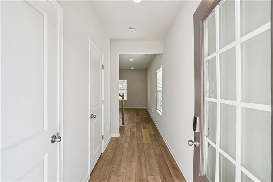 Spacious, unfurnished interior of a new home in Hawthorne Station, College Park (Image 33).