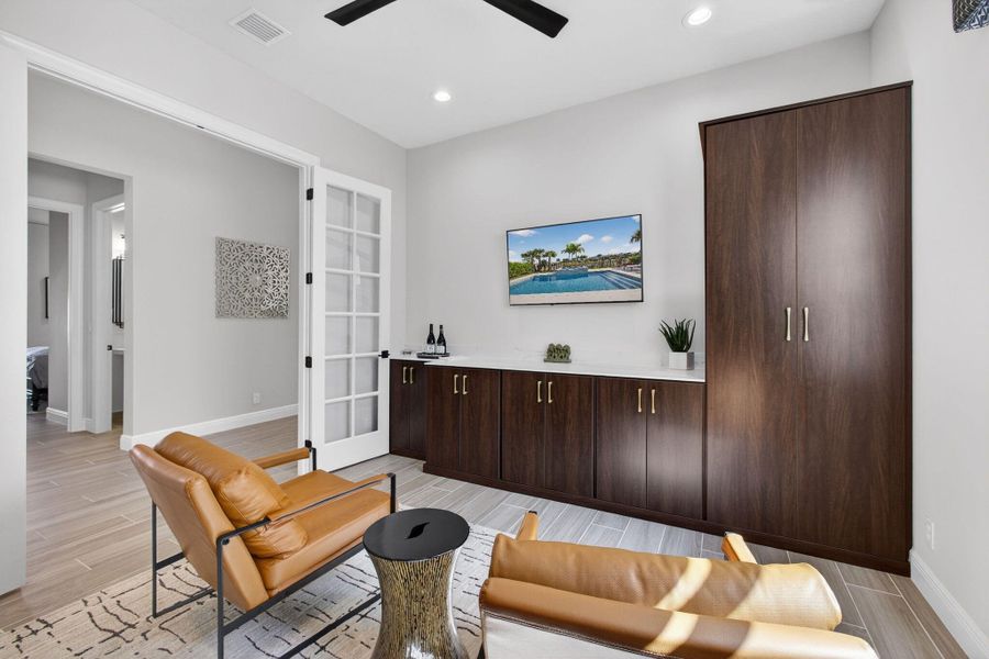 Office 42-web-or-mls-5D1A6324