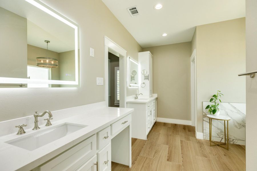Furnished interior view inside a new home in , Angleton (Image 15).