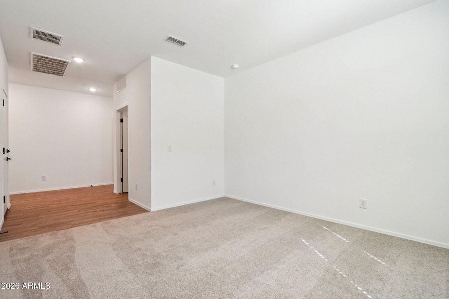 23-web-or-mls-W Bowker St-S2703-023