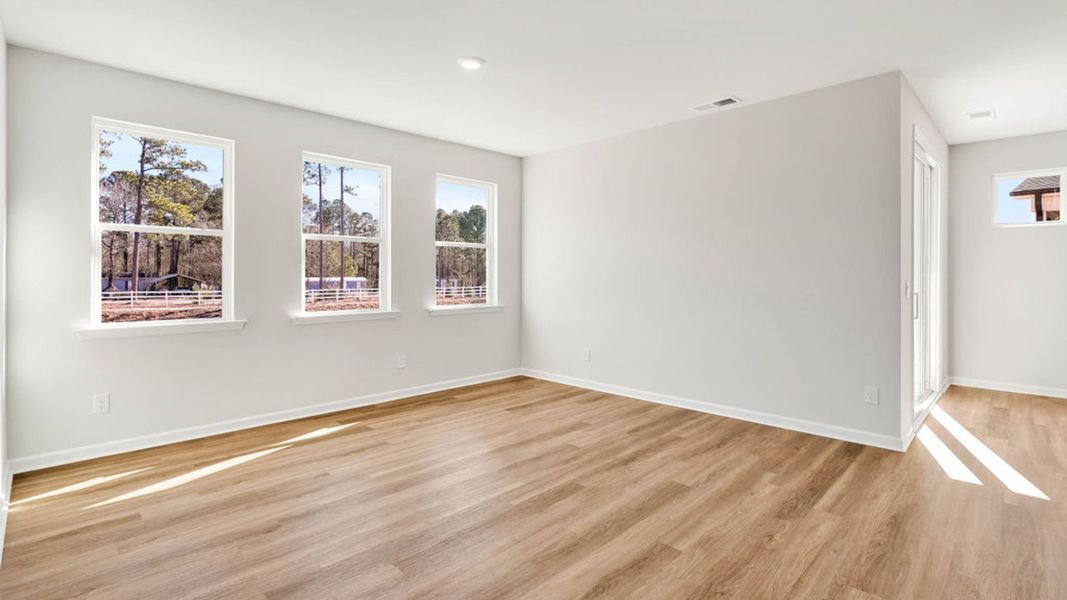 Spacious, unfurnished interior of a new home in Grayson Park, Leland (Image 24).