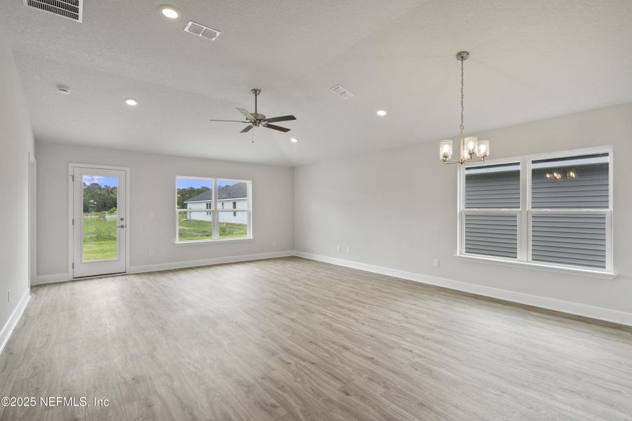 Spacious, unfurnished interior of a new home in Summerglen, Jacksonville (Image 13). Spacious, unfurnished interior of a new home in Summerglen, Jacksonville (Image 13).