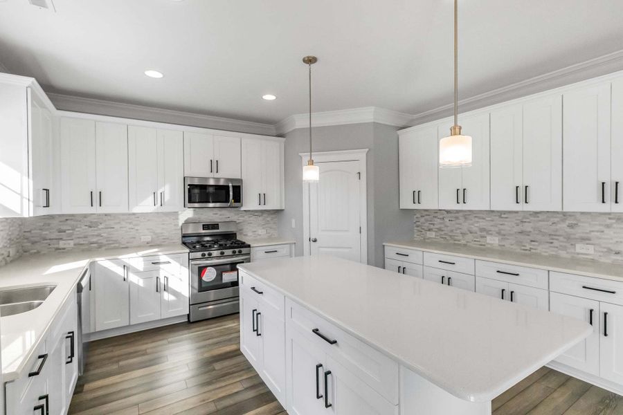 Representative furnished interior of a home built from the Drayton by Caviness & Cates Communities in Bartlett Manor, Youngsville (Image 168).