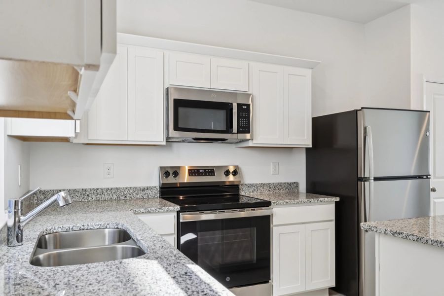 Representative furnished interior of a home built from the Keele by Starlight Homes in Brookewater at Crossprairie, St. Cloud (Image 9).