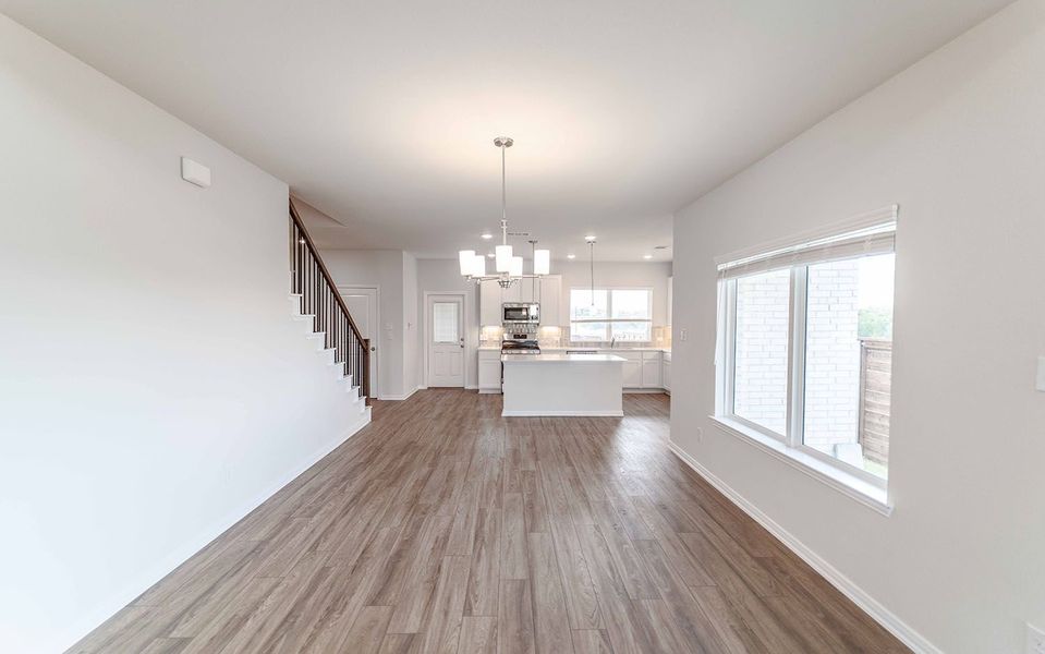 Spacious, unfurnished interior of a new home in Solterra, Mesquite (Image 10).