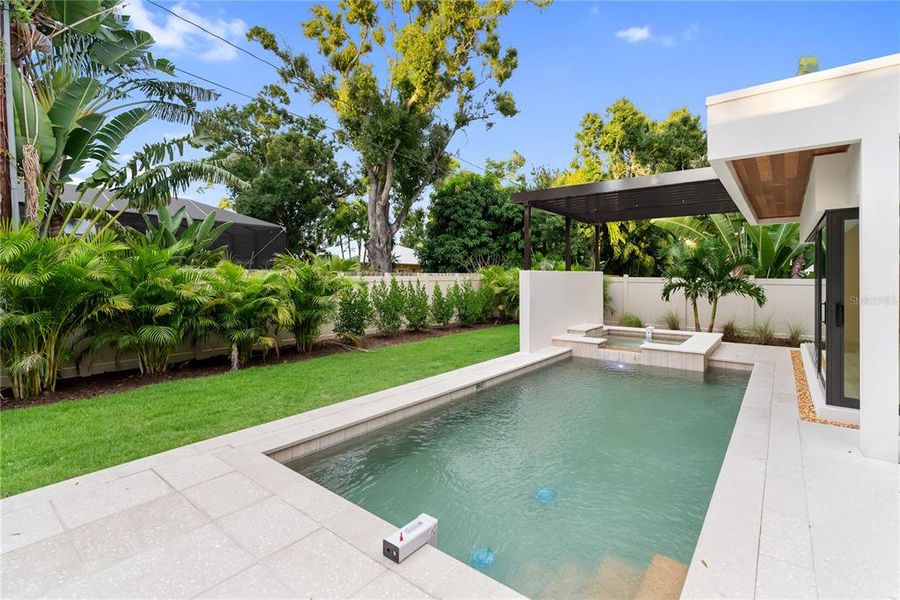 Community amenities in , Sarasota (Image 64).