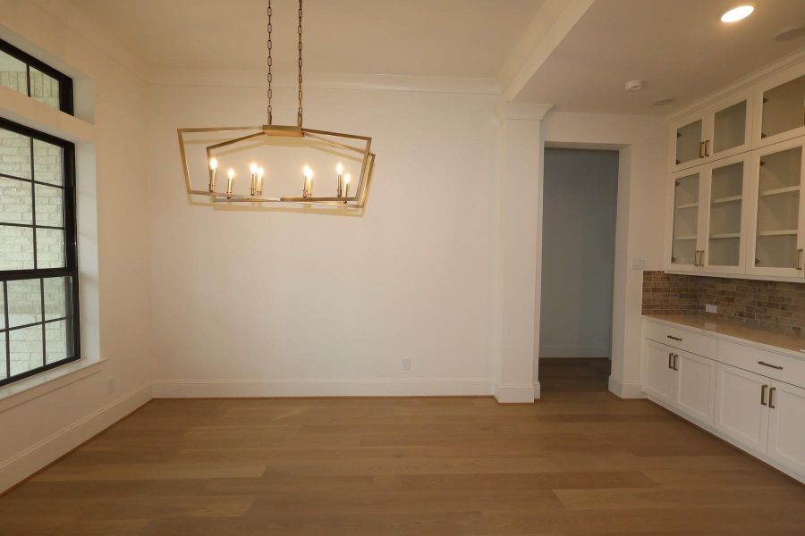 Spacious, unfurnished interior of a new home in , Montgomery (Image 19).