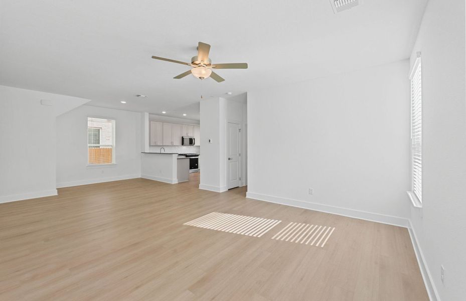 Spacious, unfurnished interior of a new home in Saddleback at Santa Rita Ranch, Liberty Hill (Image 18). Spacious, unfurnished interior of a new home in Saddleback at Santa Rita Ranch, Liberty Hill (Image 18).