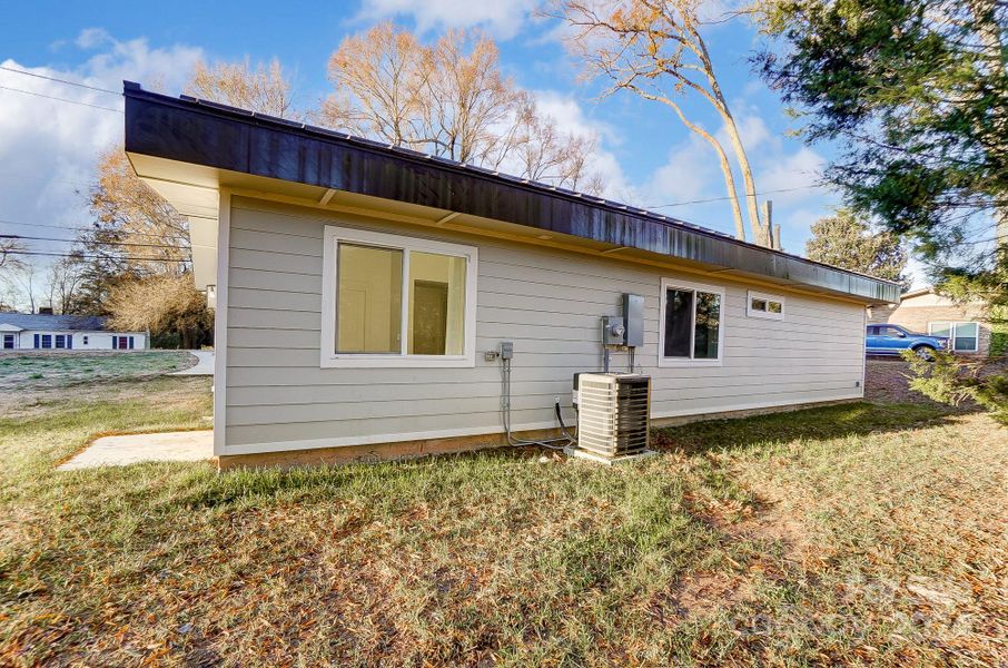 Front exterior of a new home in , Gastonia, NC, highlighting curb appeal (Image 24).