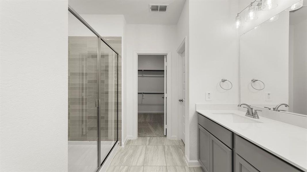 17. 1716 Edgeway - Bath (2)