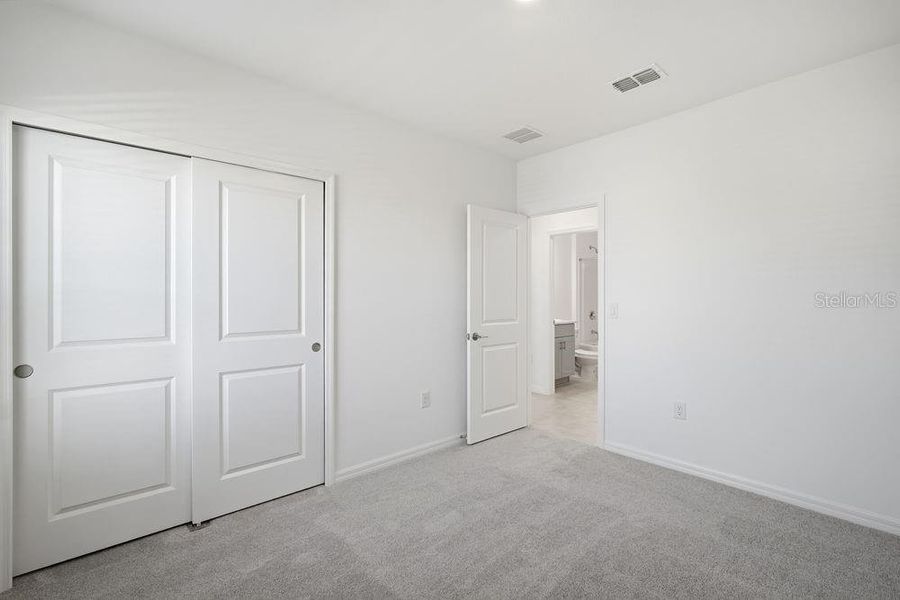 Spacious, unfurnished interior of a new home in Brookland Park, Auburndale (Image 20).