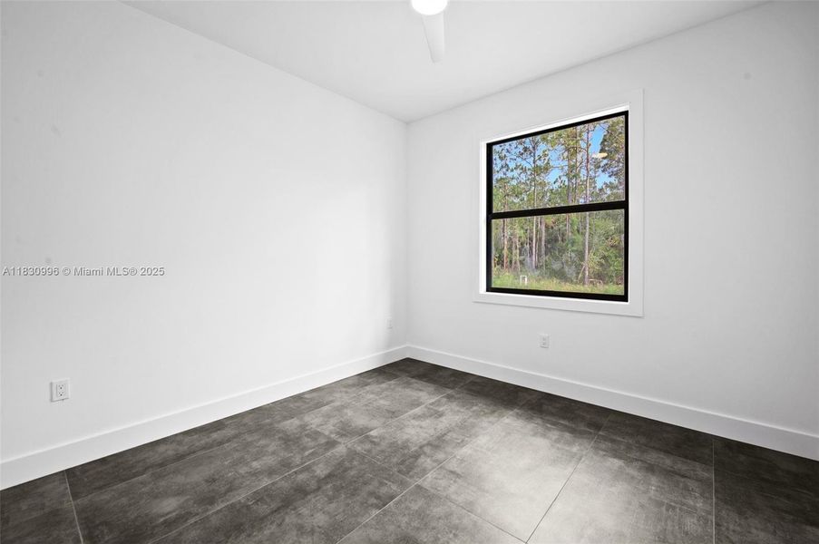 Spacious, unfurnished interior of a new home in , Naples (Image 17).