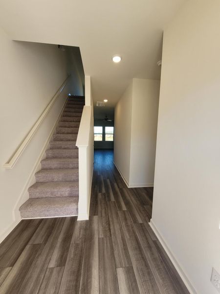 Spacious, unfurnished interior of a new home in , Ridgeville (Image 9).