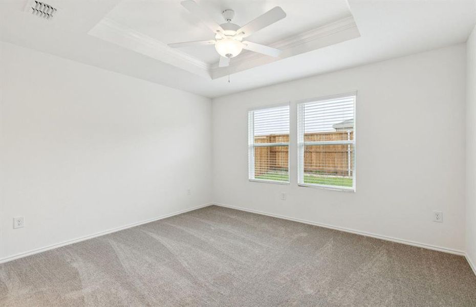 Spacious owner's suite with private bath Spacious owner's suite with private bath