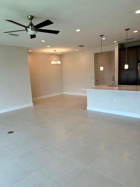 Spacious, unfurnished interior of a new home in Valencia Ridge (55+), Wesley Chapel (Image 20). Spacious, unfurnished interior of a new home in Valencia Ridge (55+), Wesley Chapel (Image 20).