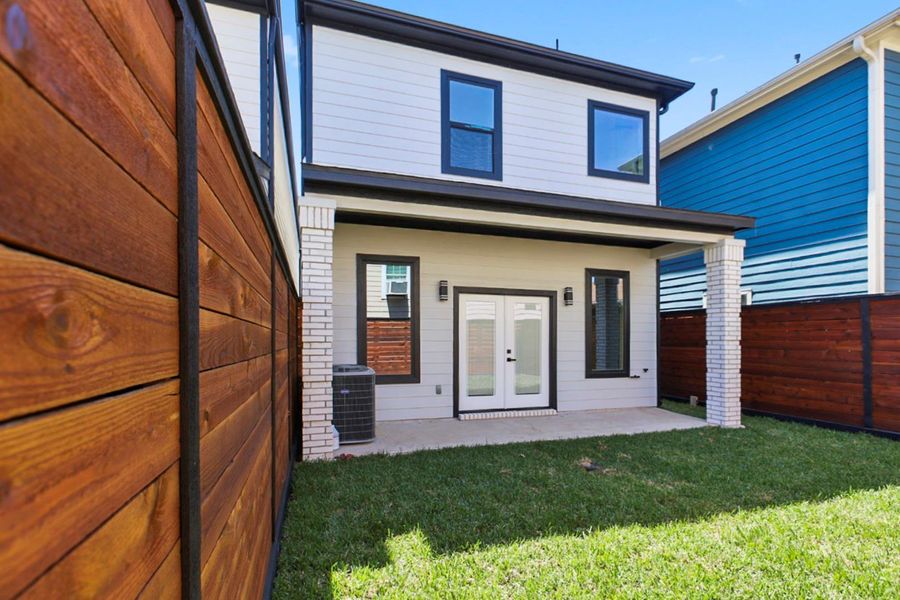 Exterior details and patio area of a home in , Houston (Image 3). Exterior details and patio area of a home in , Houston (Image 3).