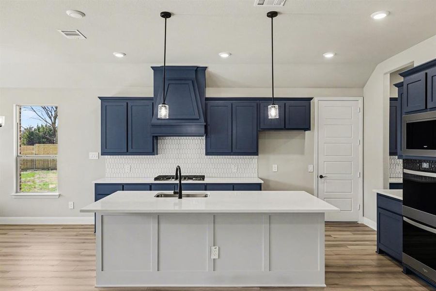 Furnished interior view inside a new home in Sagebrush Addition, Midlothian (Image 9).