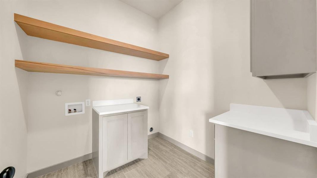 Image 38 of a home in .