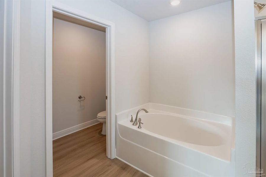 Furnished interior view inside a new home in Emmaline Gardens, Milton (Image 8).