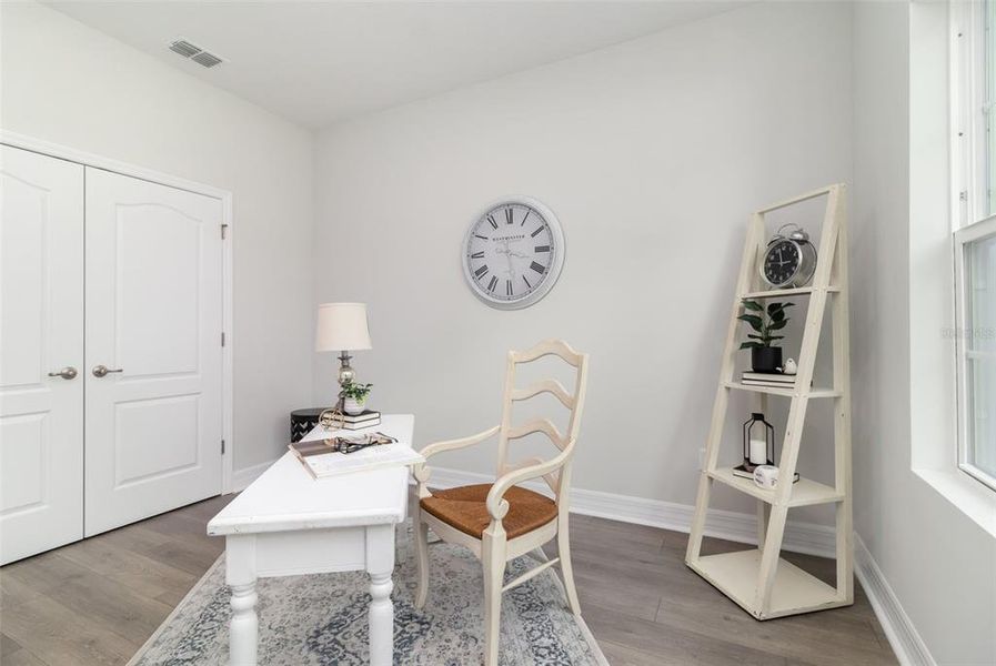 Furnished interior view inside a new home in , Lecanto (Image 6).